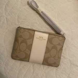 Coach Signature Corner Zip Wristlet